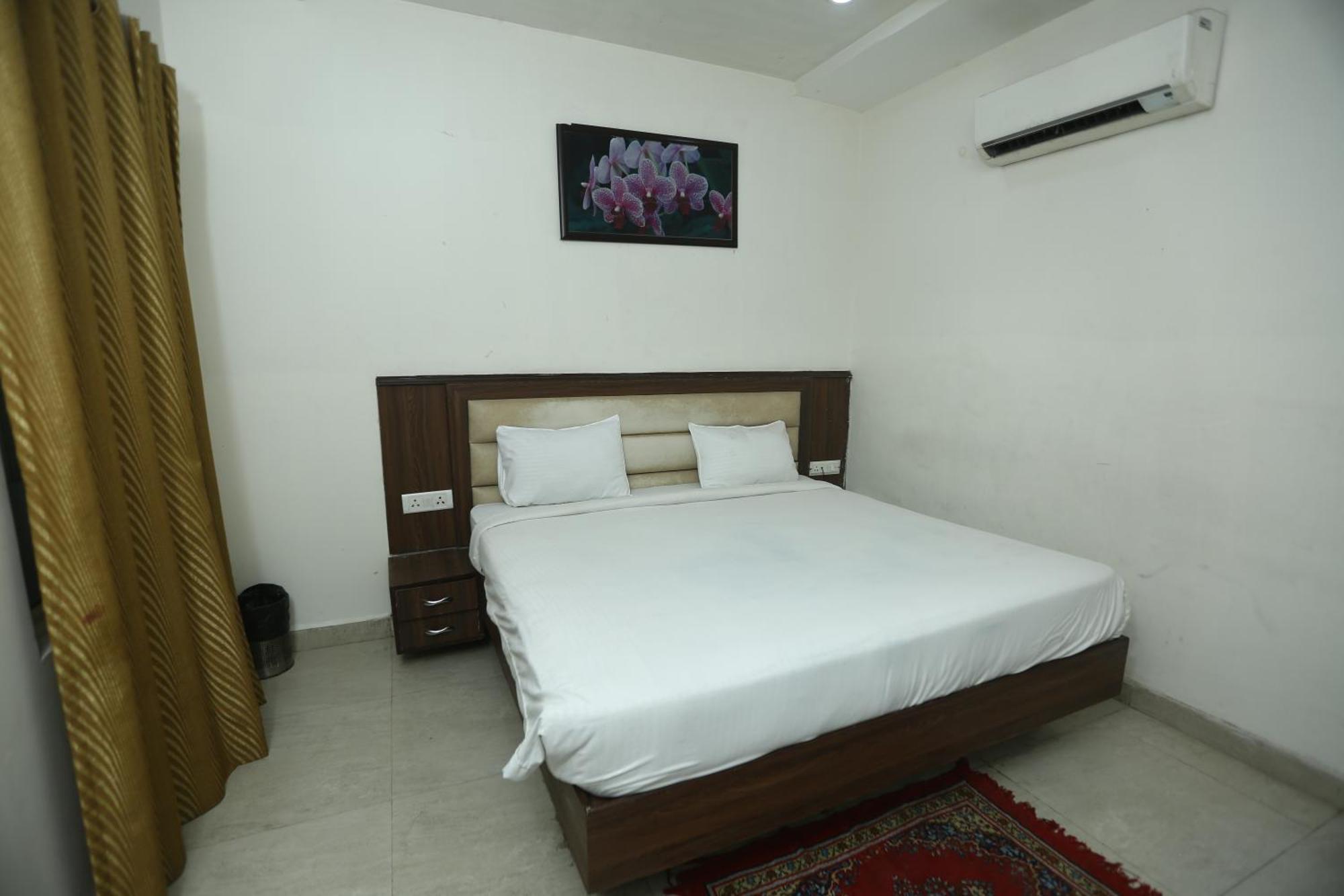 24 Hotel & Resort Agra  Eksteriør bilde