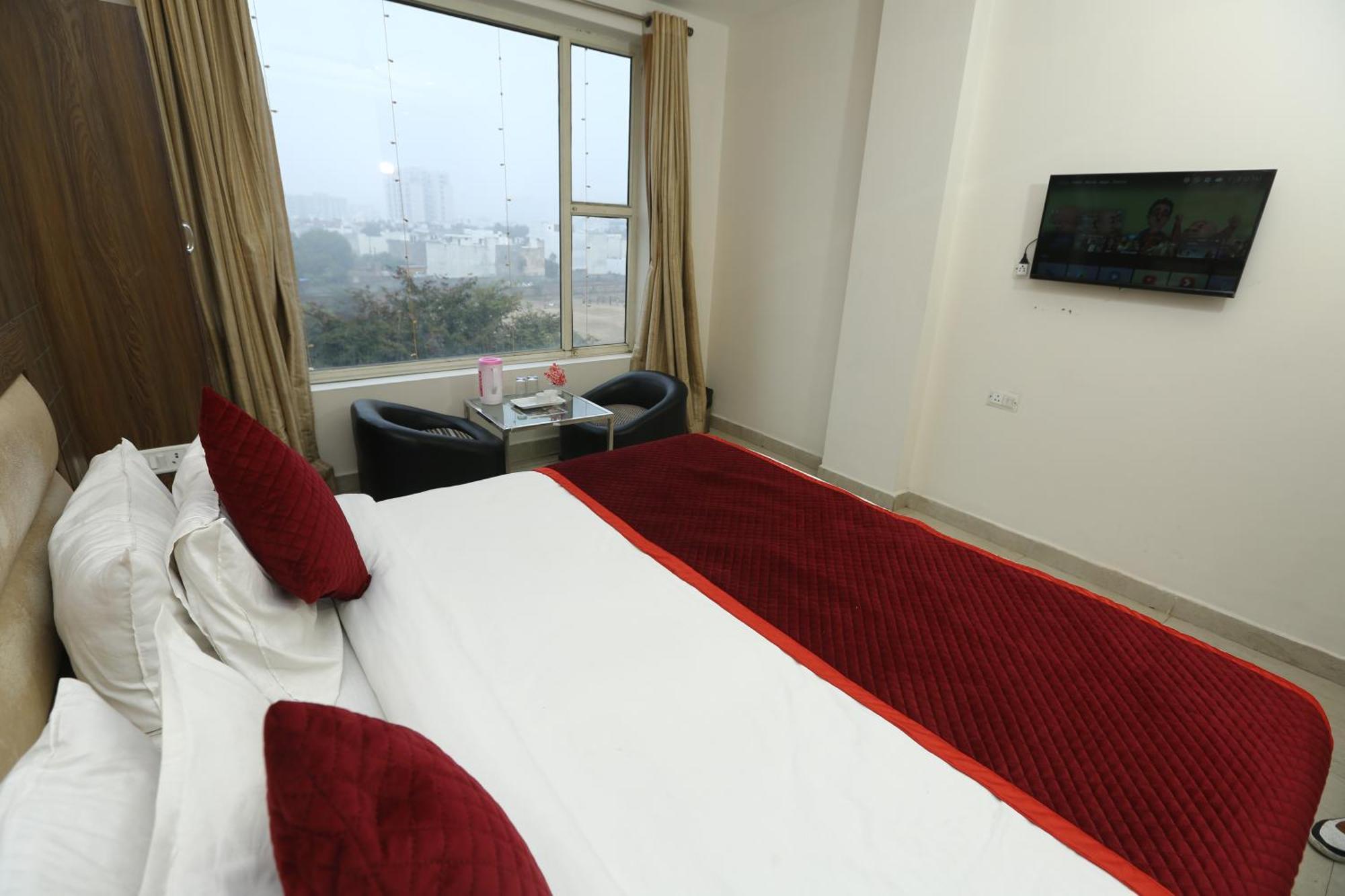 24 Hotel & Resort Agra  Eksteriør bilde